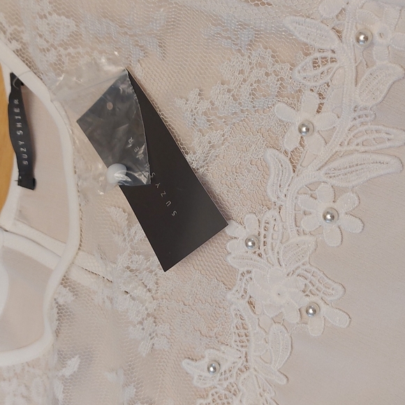 NWT Suzy Shier White Top Size LG - Picture 3 of 5